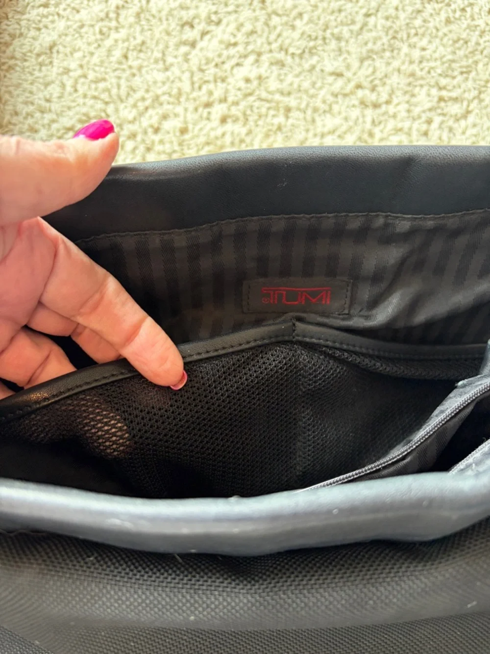 Tumi messenger bag