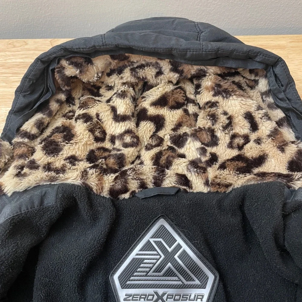 ZeroXposur stylish warm