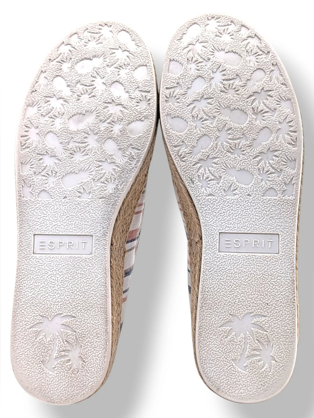 Esprit “nadine” neutral