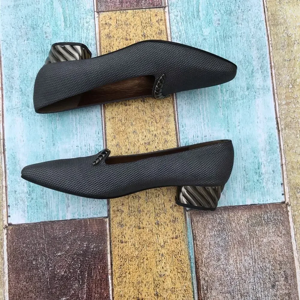Stuart Weitzman professional does absolutely