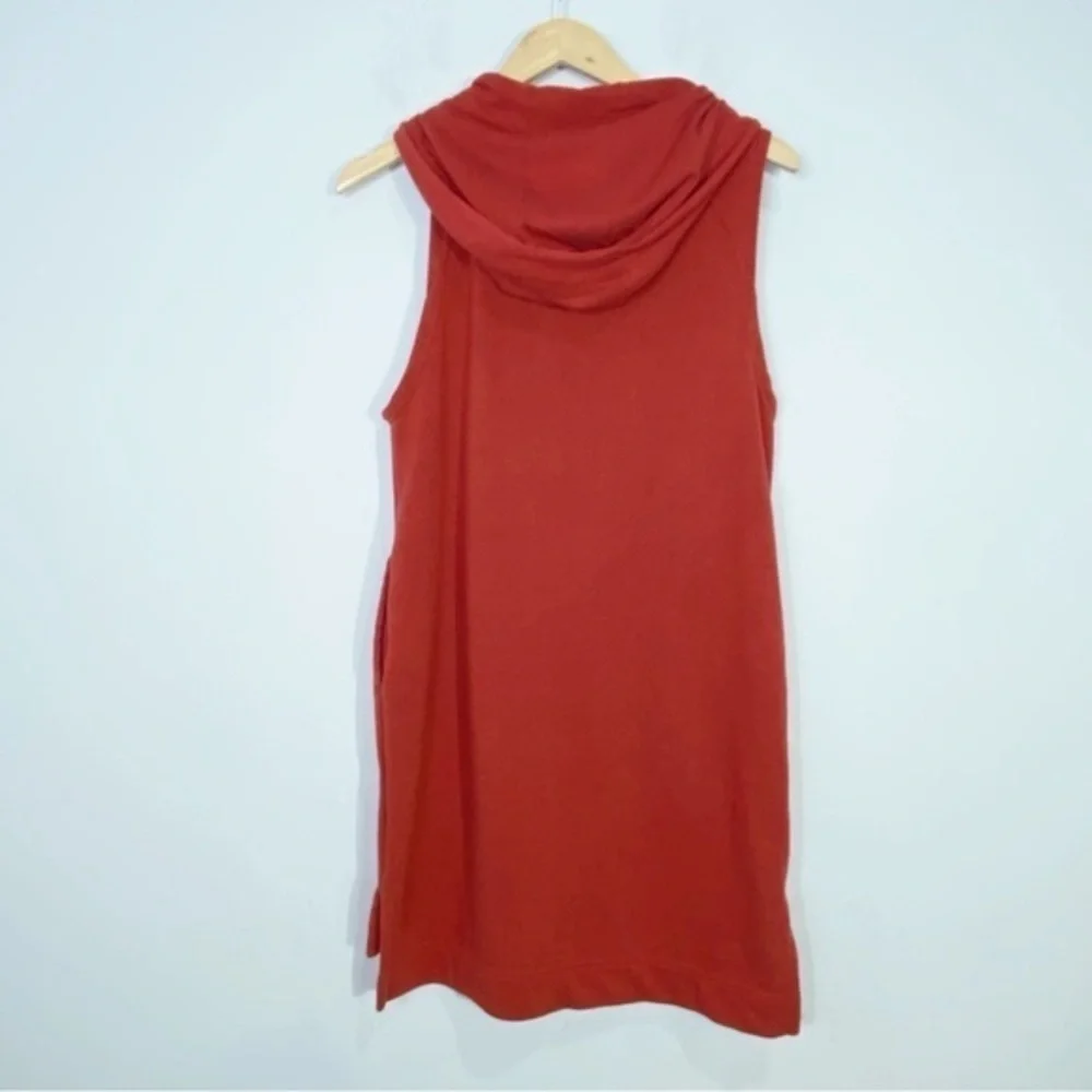 Nike long vest