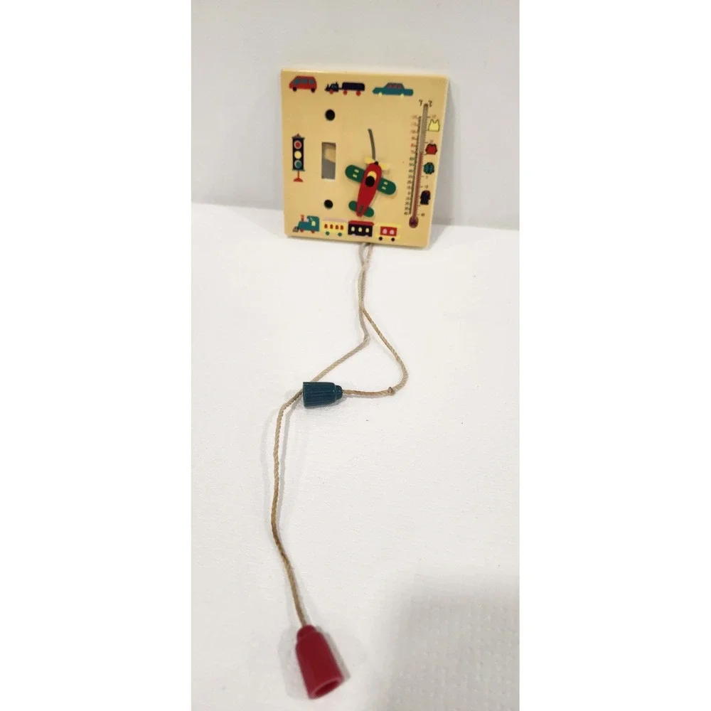 Pecoware by Sheng and Jiumn switch plate