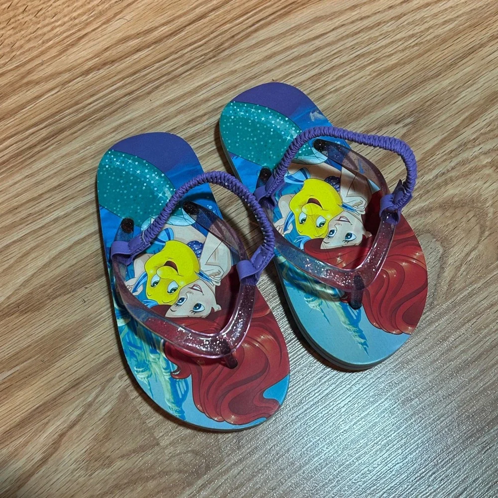 Disney Princess Little Mermaid Ariel Toddler Flip Flops Sandals Size 9/10