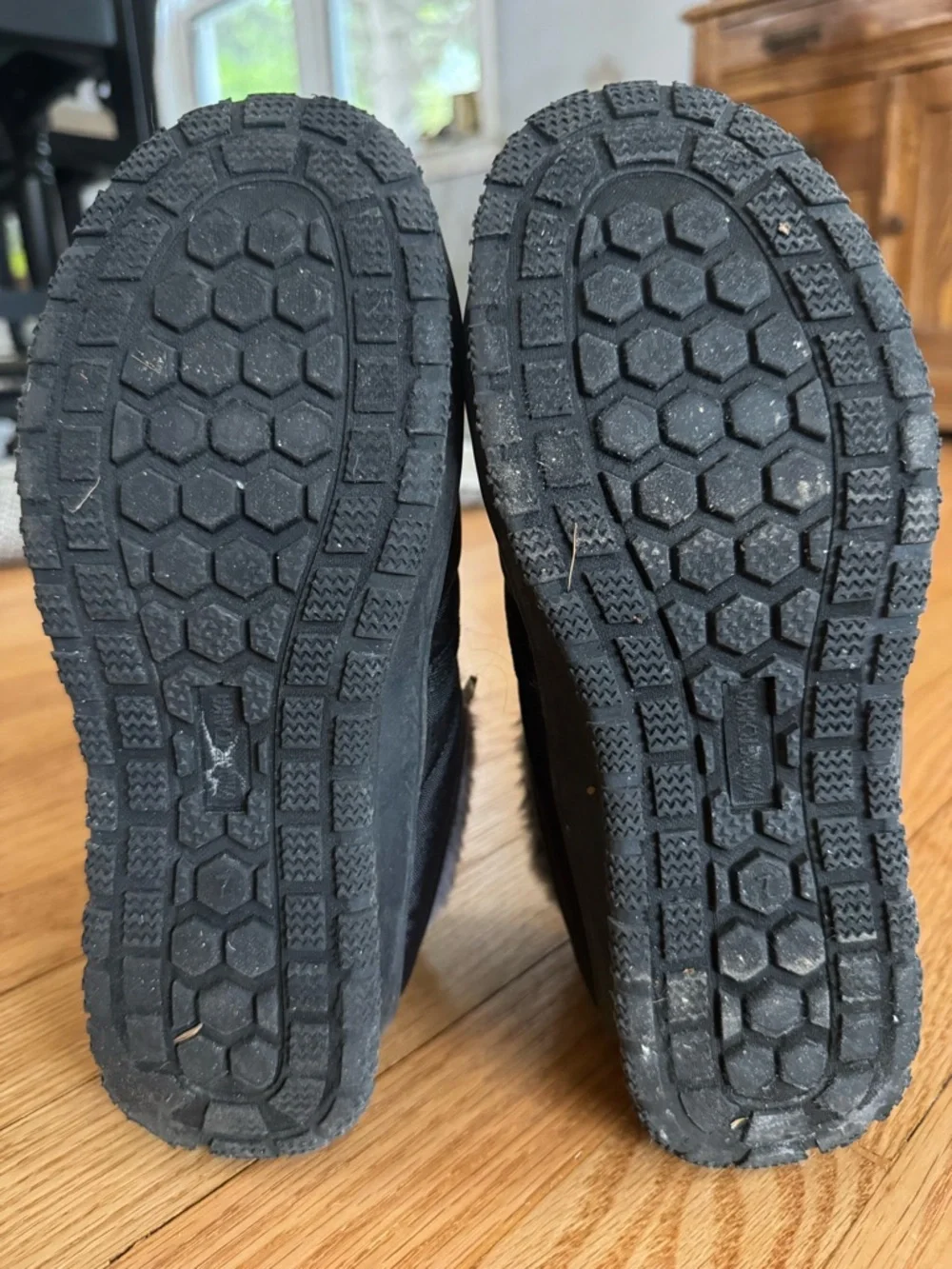 Minnetonka faux fur