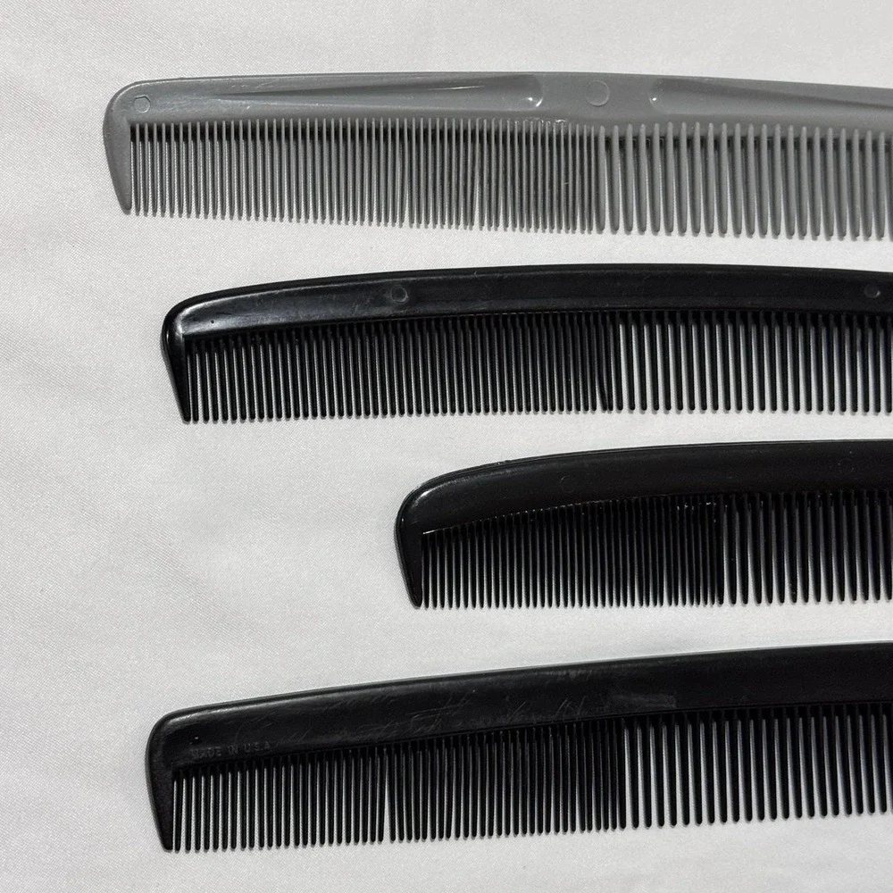 Goody, Unbreakable & Unbranded vintage comb
