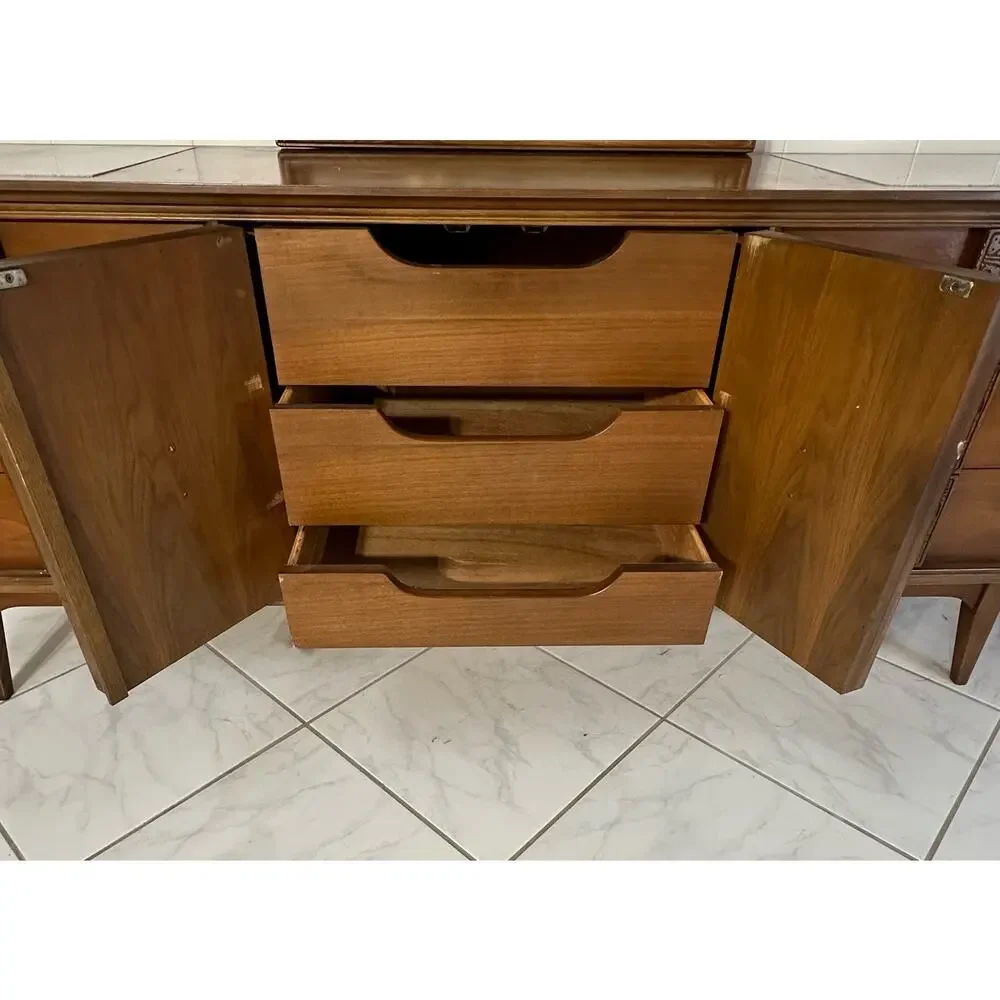 Bassett dresser only