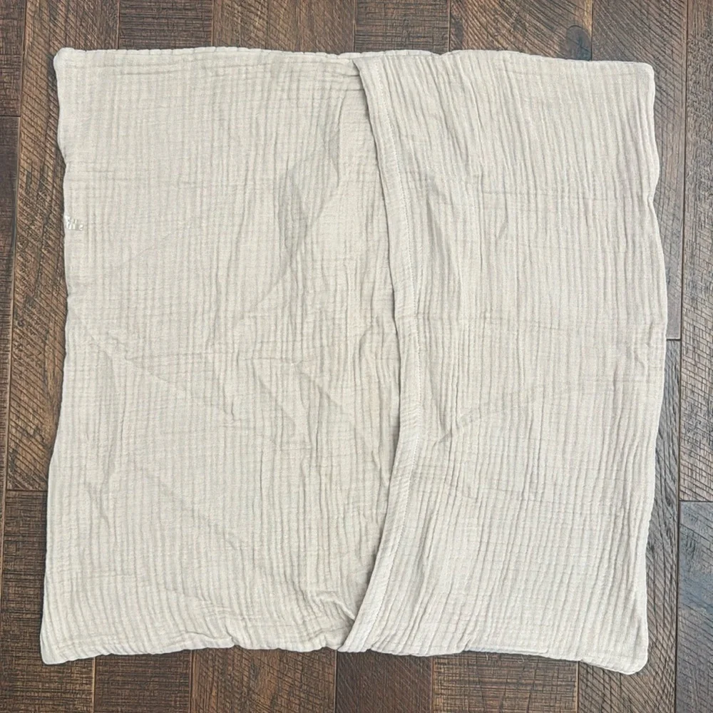 Parachute nwot 25”x25”