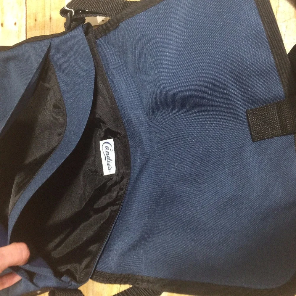Candies nwt messenger