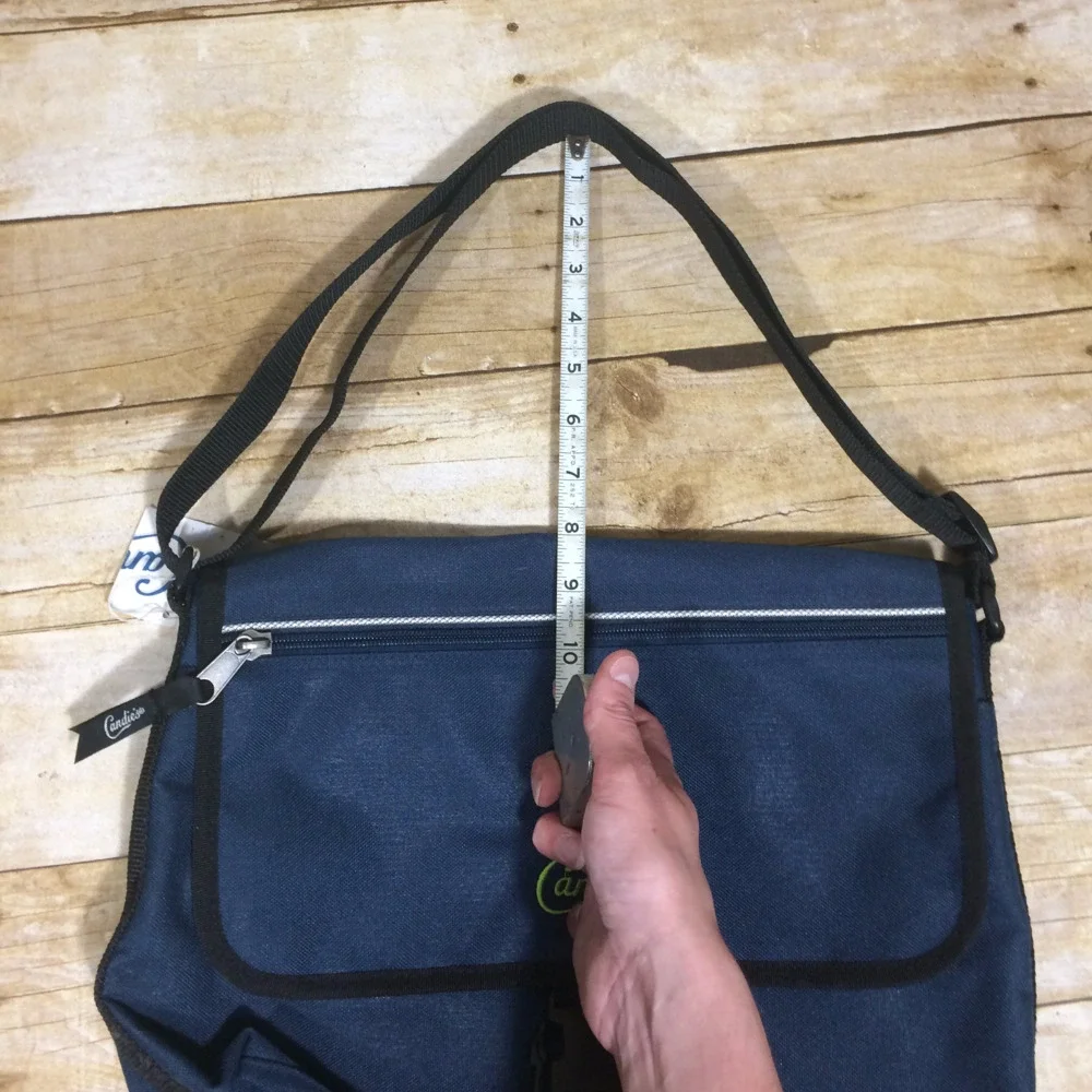 Candies nwt messenger