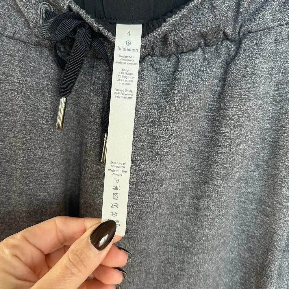 lululemon athletica like new–
