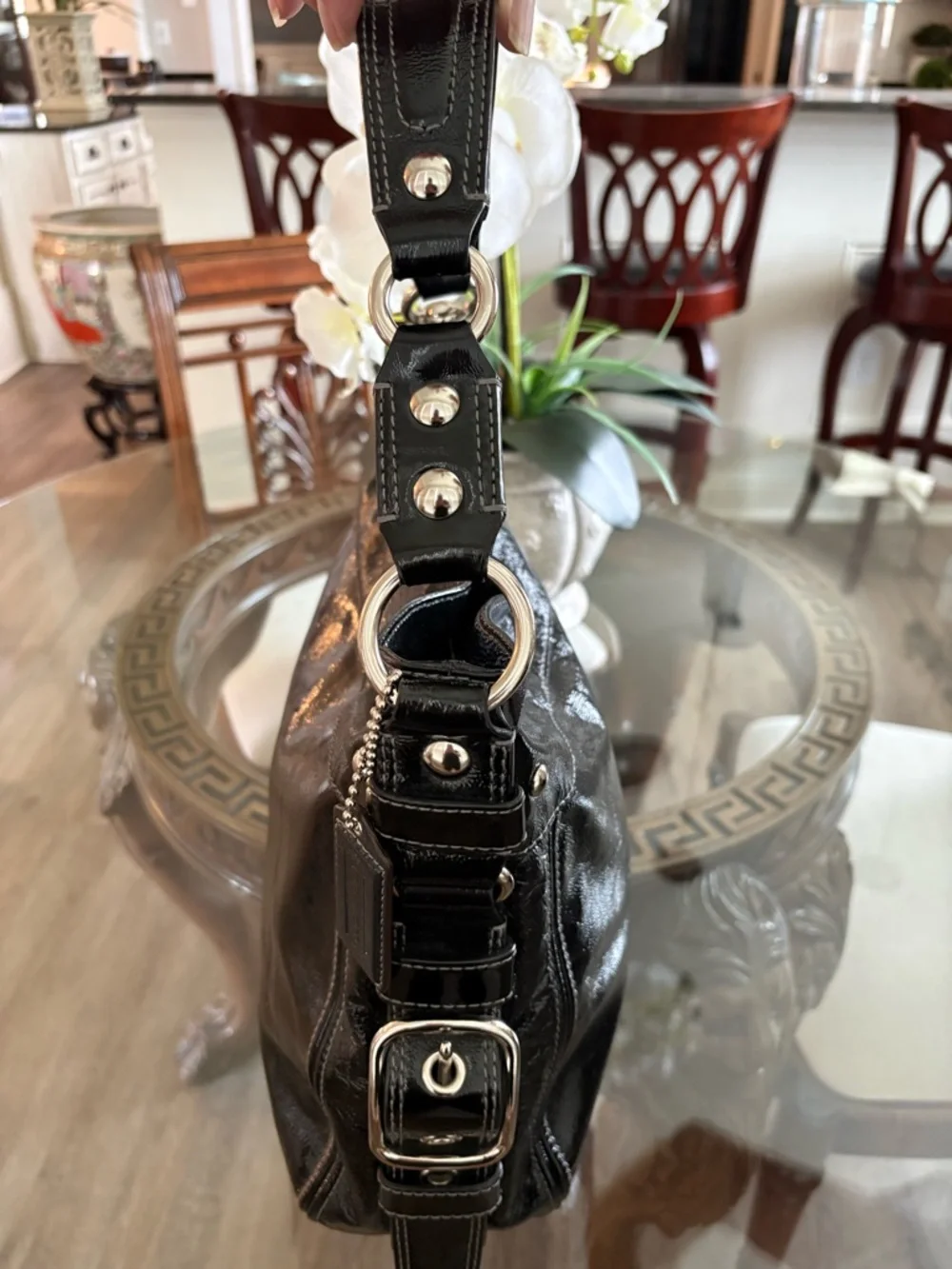 🖤💜COACH BLACK PATENT LEATHER HOBO/SHOULDER BAG!🖤💜
