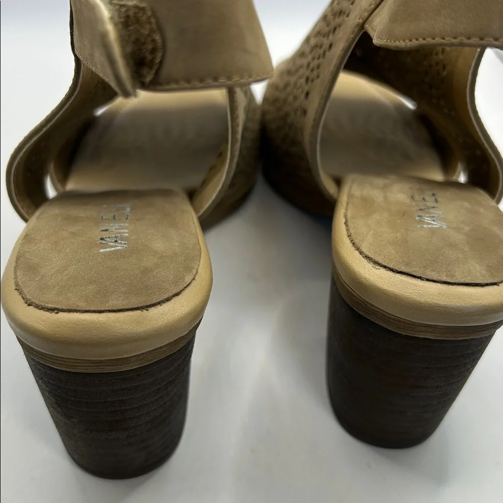 Van Eli chic tan