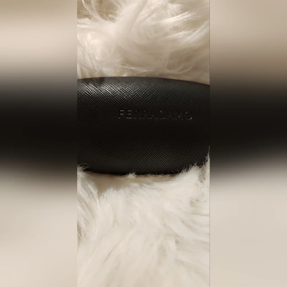 N/A elegant black