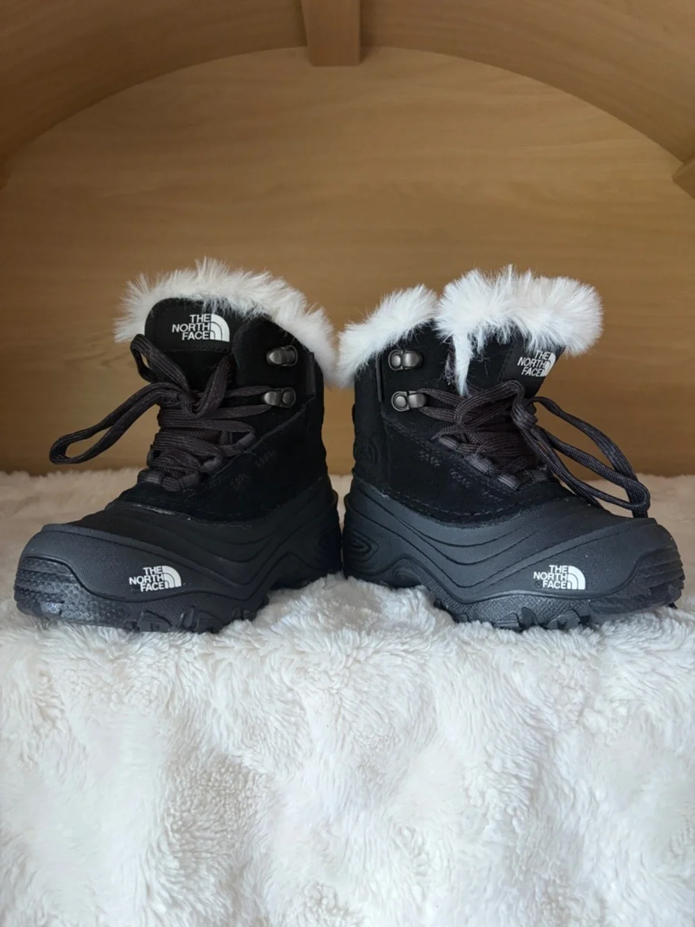 ✨$55✨The North Face Teen Shellista Lace V Boot | Black | Kids 10 (NIB)