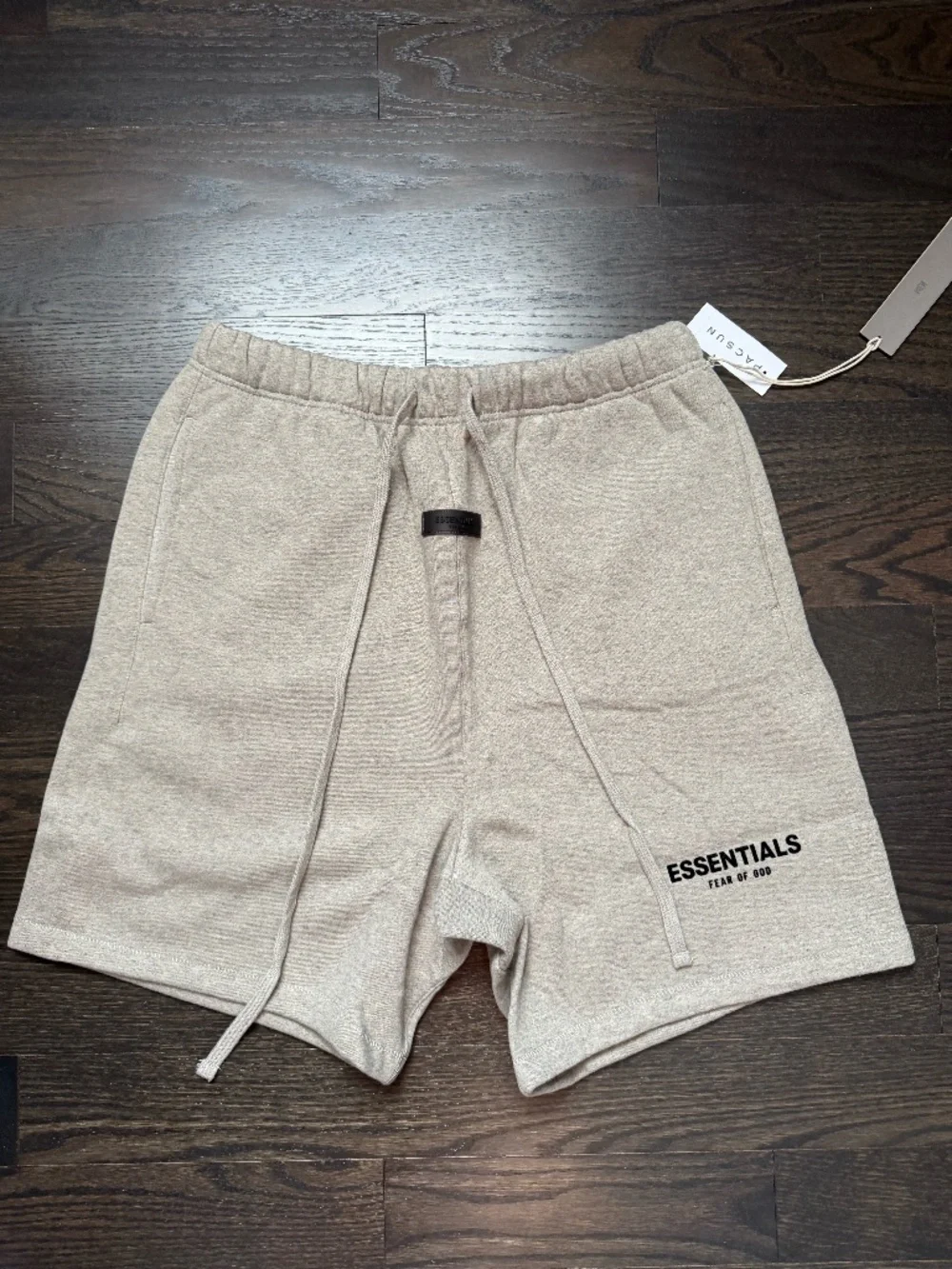 Fear Of God Essentials Shorts SS22 Dark Oatmeal Gray Size Medium