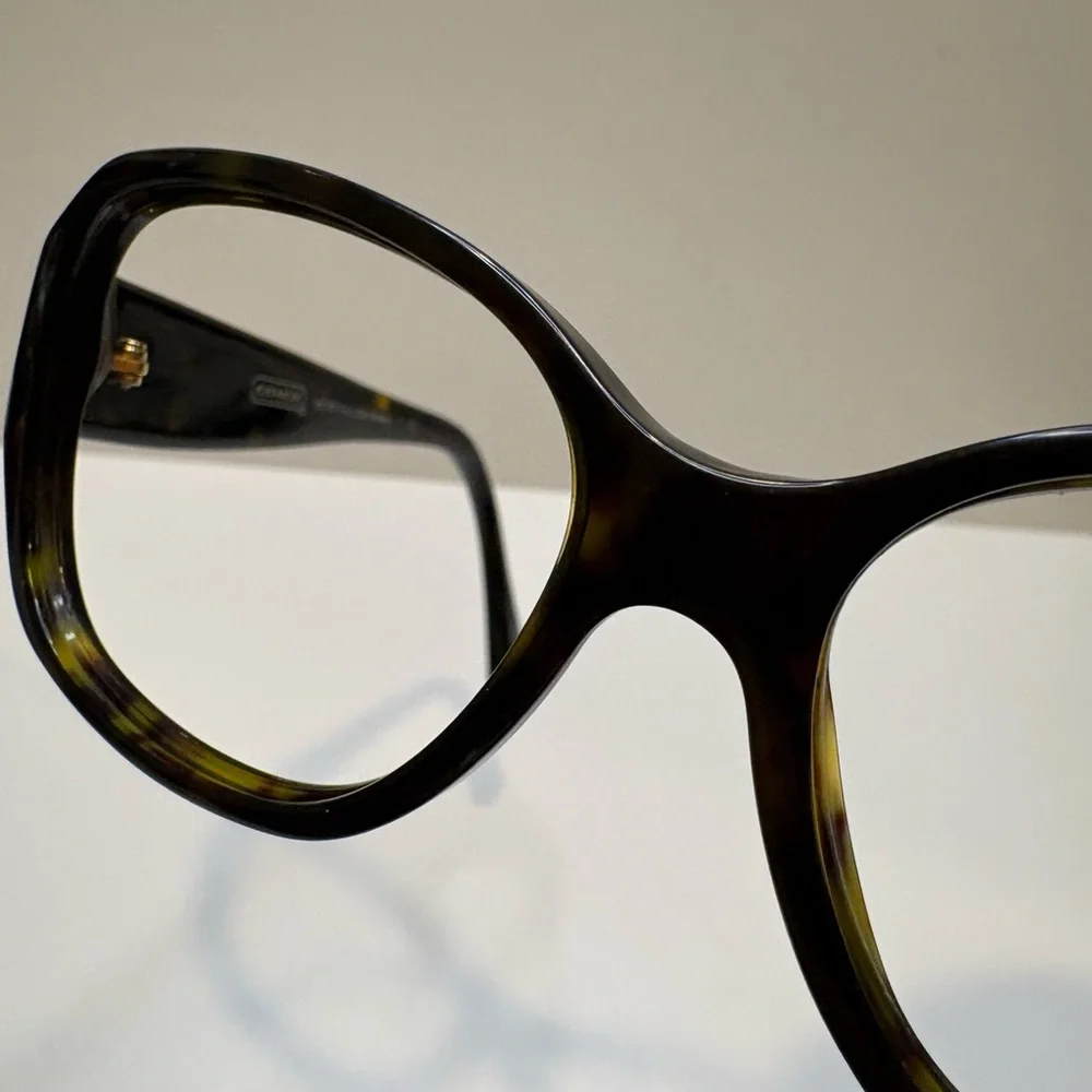 COACH SUNGLASSES HC8011B (L022 Reese) (Dark Tortoise) 57•15•135 FRAMES ONLY