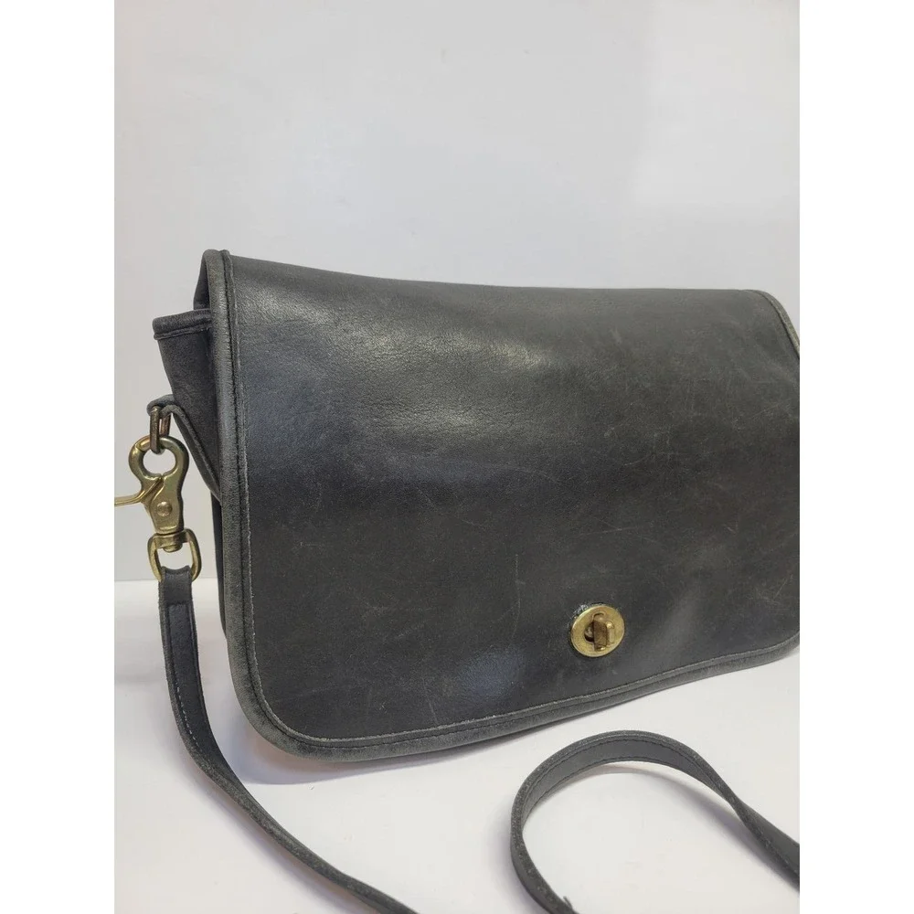 Coach timeless essential