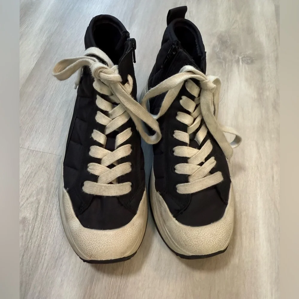 Zara stylish black