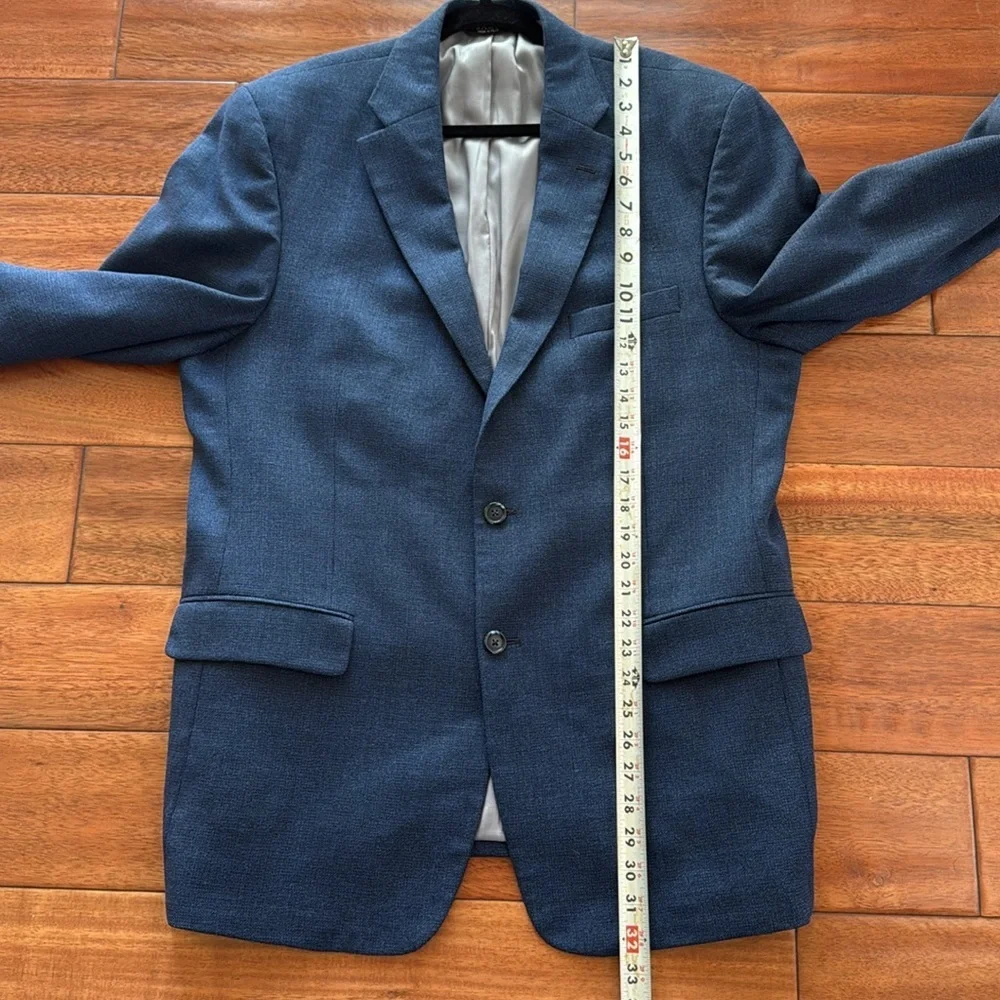 Jos. A. Bank pre loved