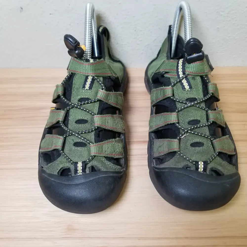 Keen gently used size