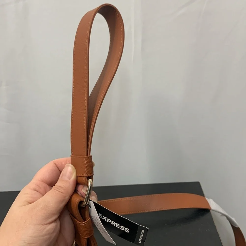 Express Tan Faux Leather 58” Dog Leash and Bag Set- NWT