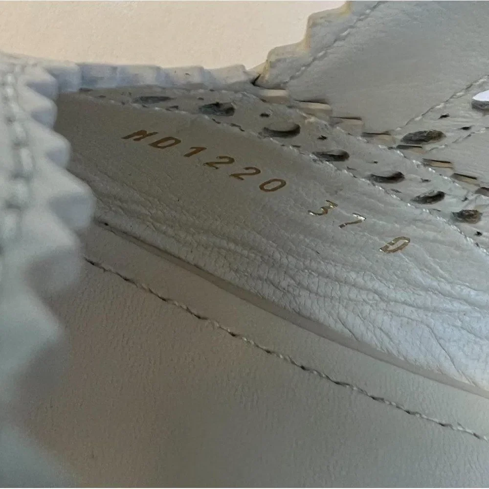 Dior these classic