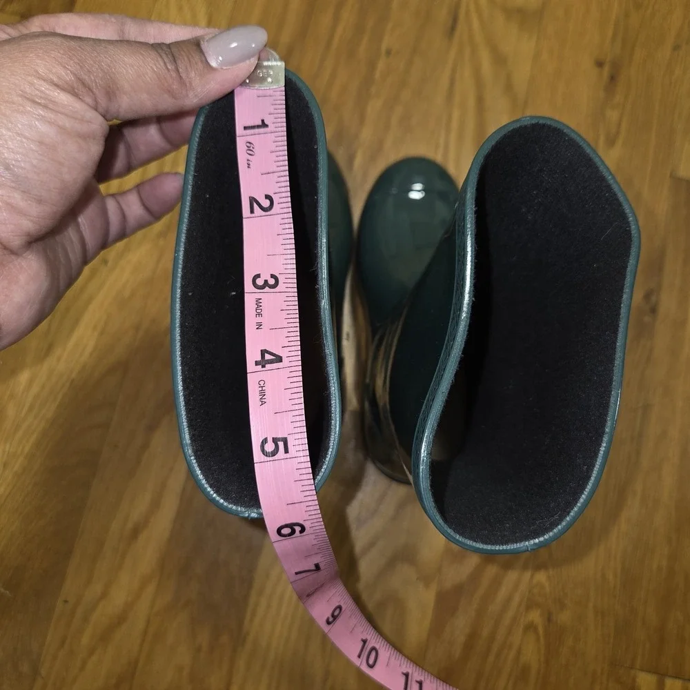 UGG size 13