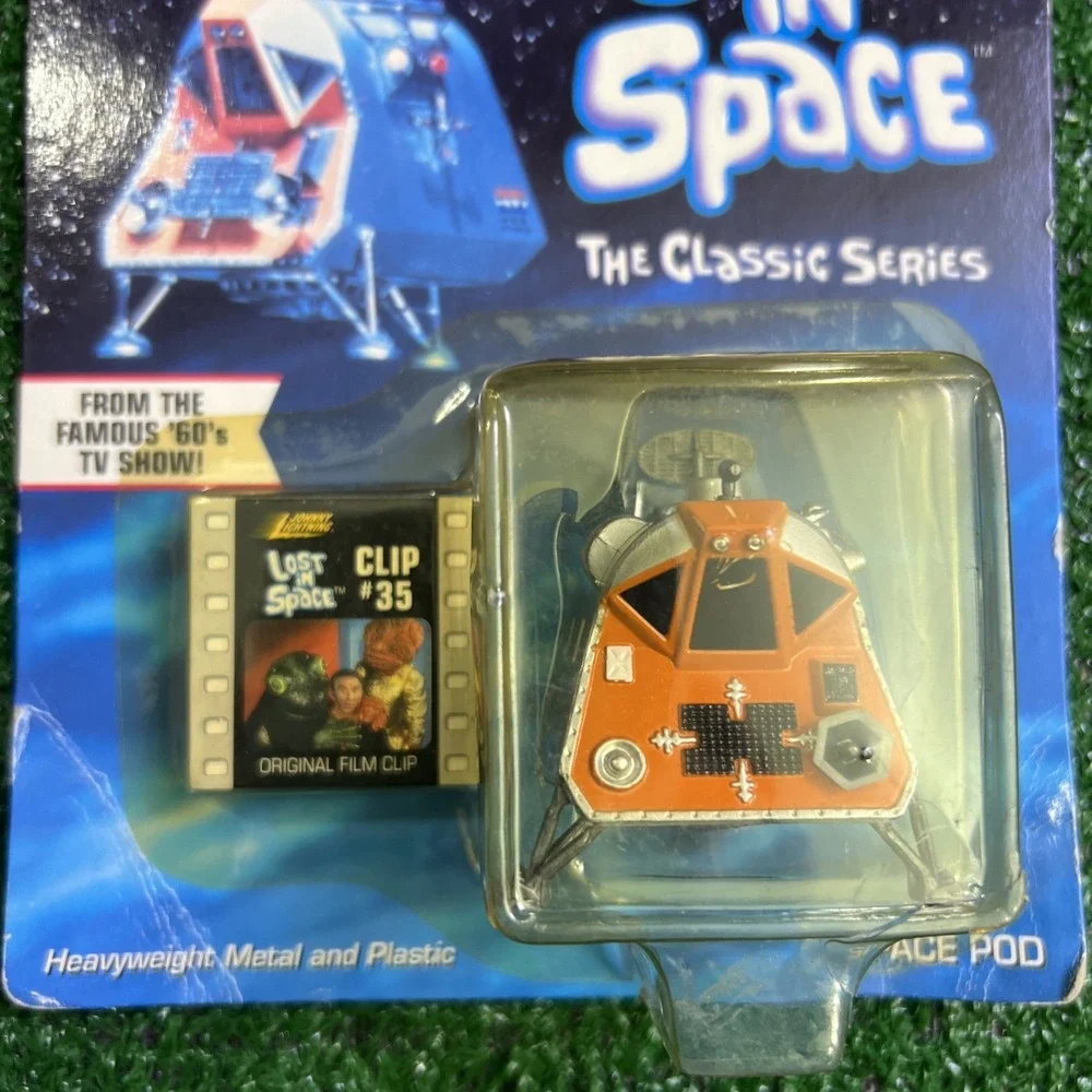 Lost‎ in Space 1998 Johnny Lightning Classic Series Space Pod Toy Clip #35 Flaws