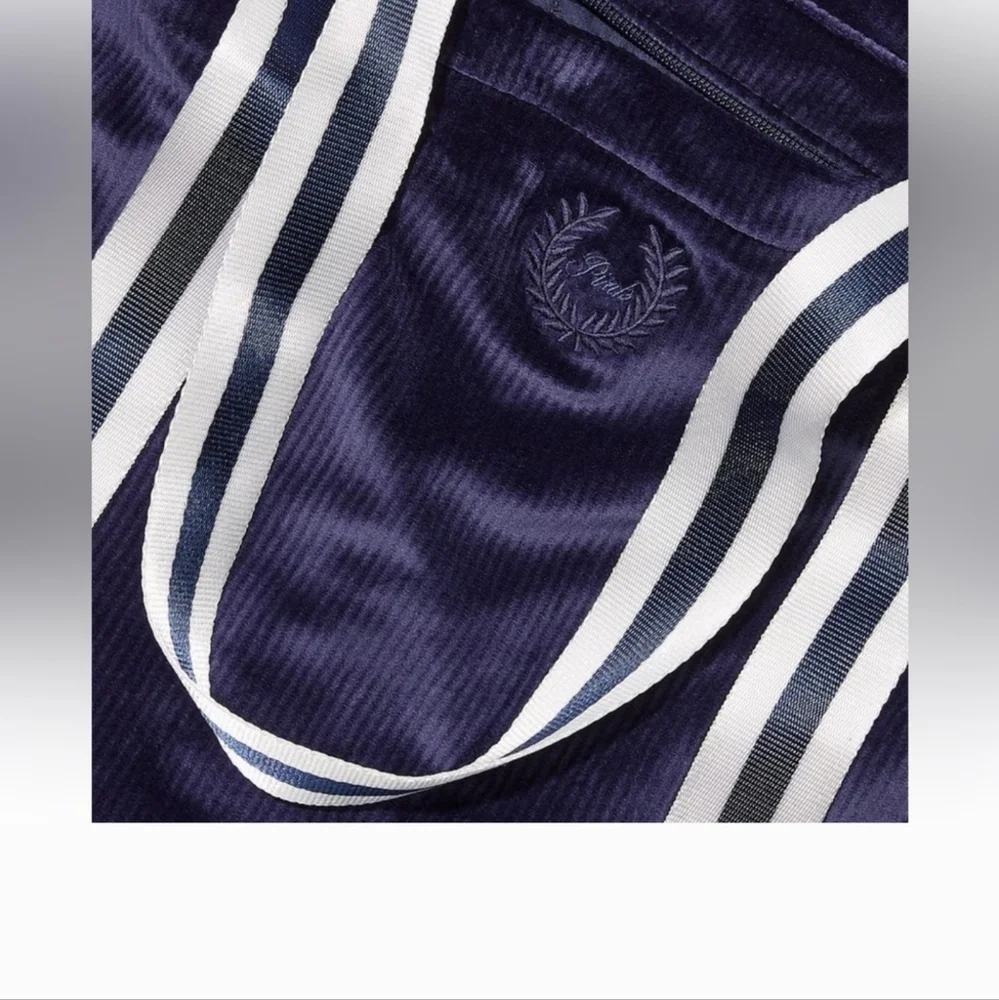 worn pattern tags
