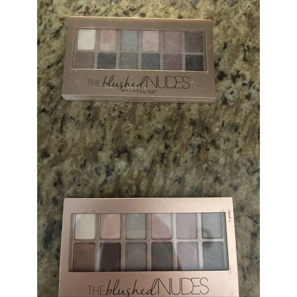 Maybelline New York Blushed Nudes Eyeshadow Palette - Blush, 12 Highly Blendable