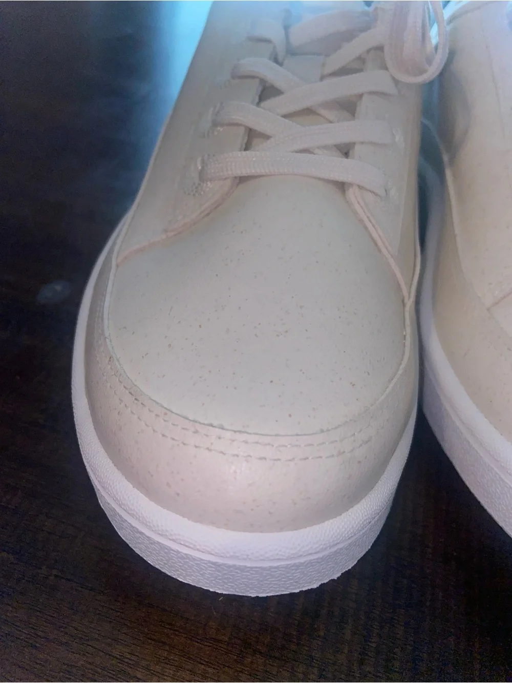 Ladies All Birds pacer Sneaker in Off-White size 9