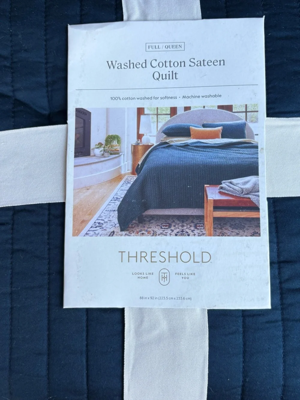 THRESHOLD NWT Washed Cotton Sateen Quilt -Dark Navy -full/queen