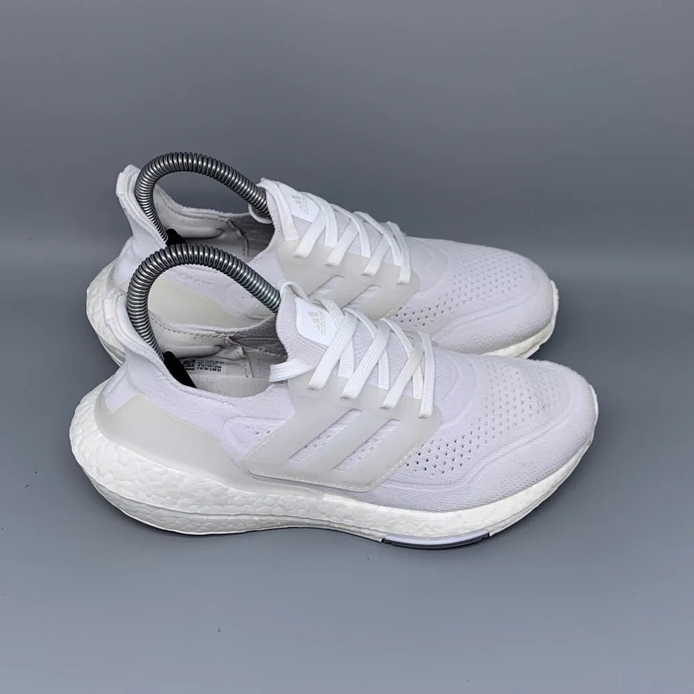 Adidas UltraBoost‎ 21 Primeknit White Running Shoes Men’s Sz 4.5 Women’s Sz 5.5