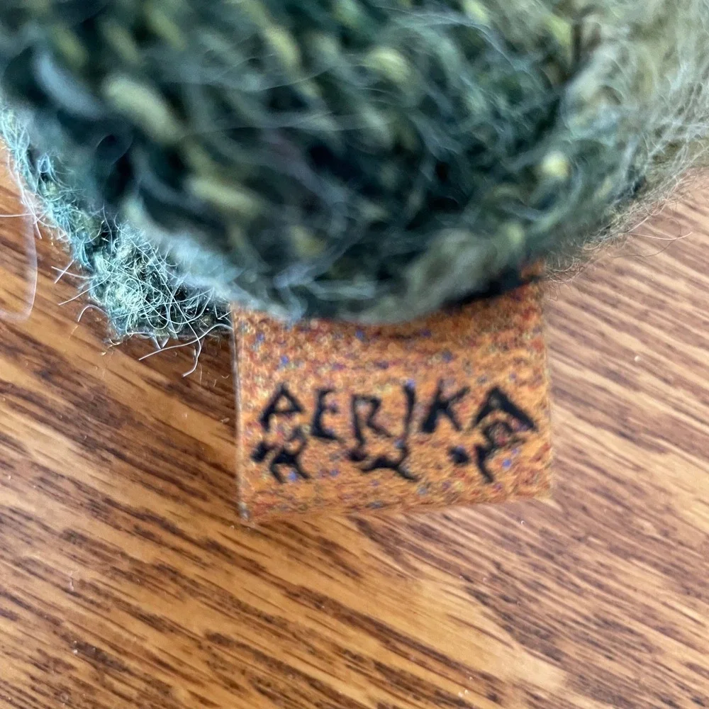 N/A shades green