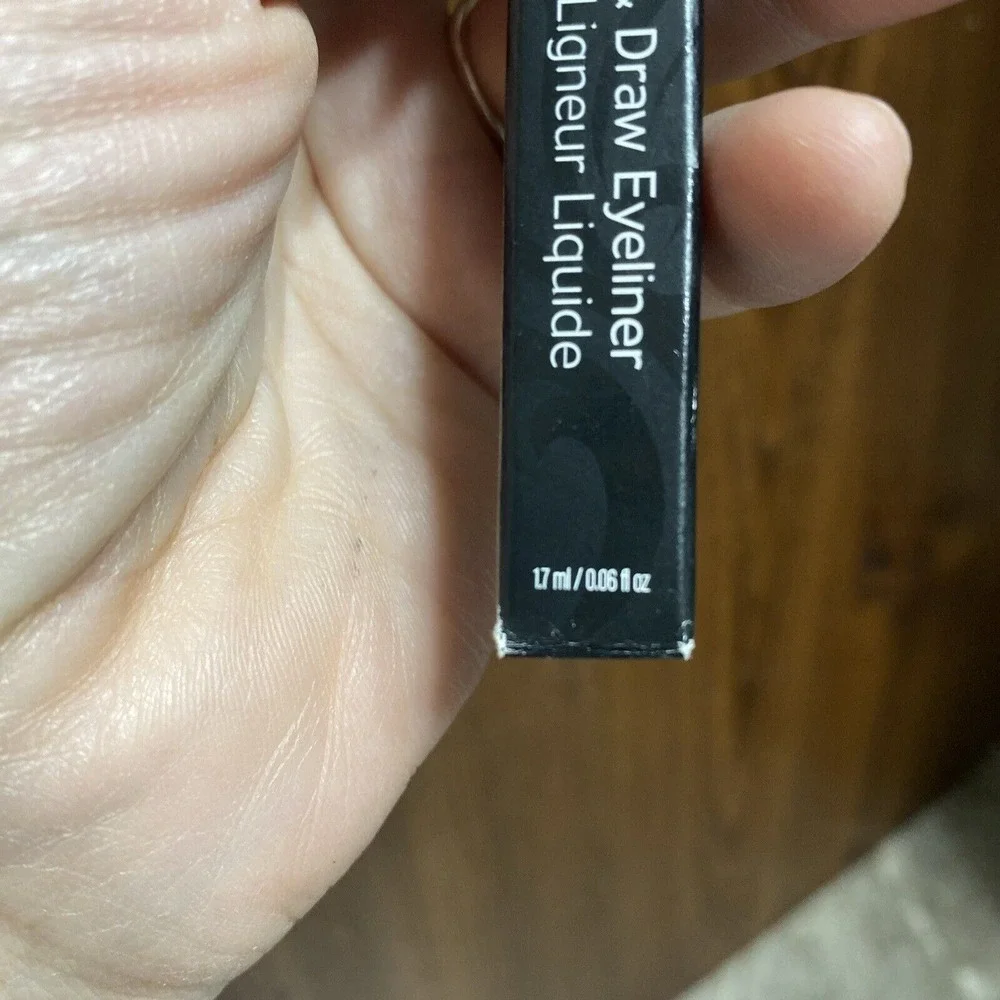 Younique hello am