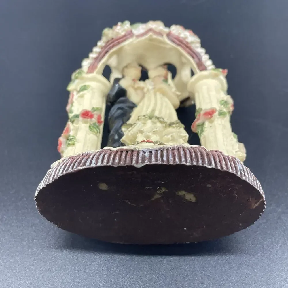 Unbranded vtg arch
