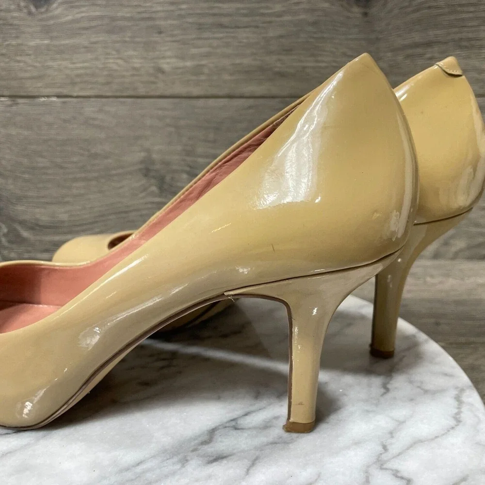 Vince Camuto usually garments