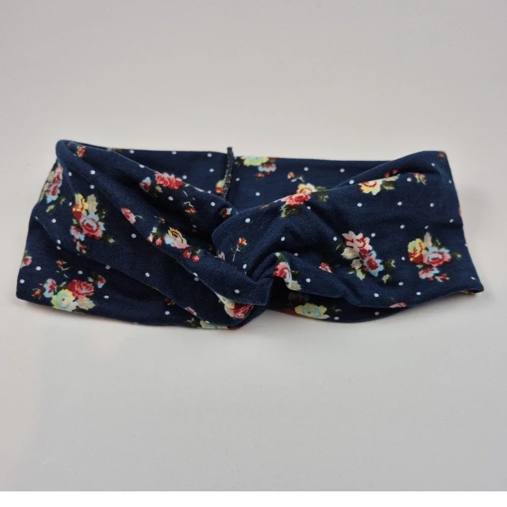 2 Pack Floral Twist Headband Hair Wrap Stretch‎ Buttons for Face Mask Nursing