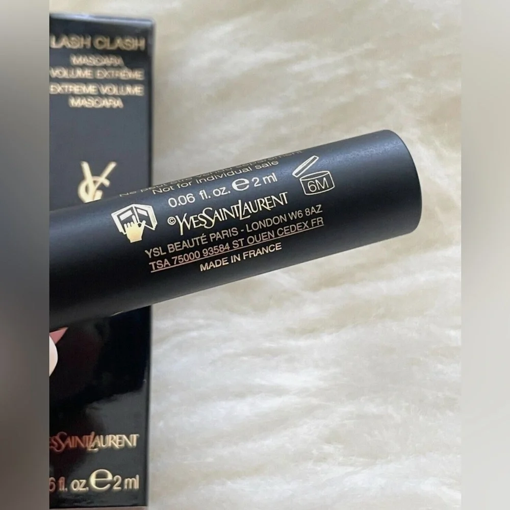 Yves Saint Laurent intense black