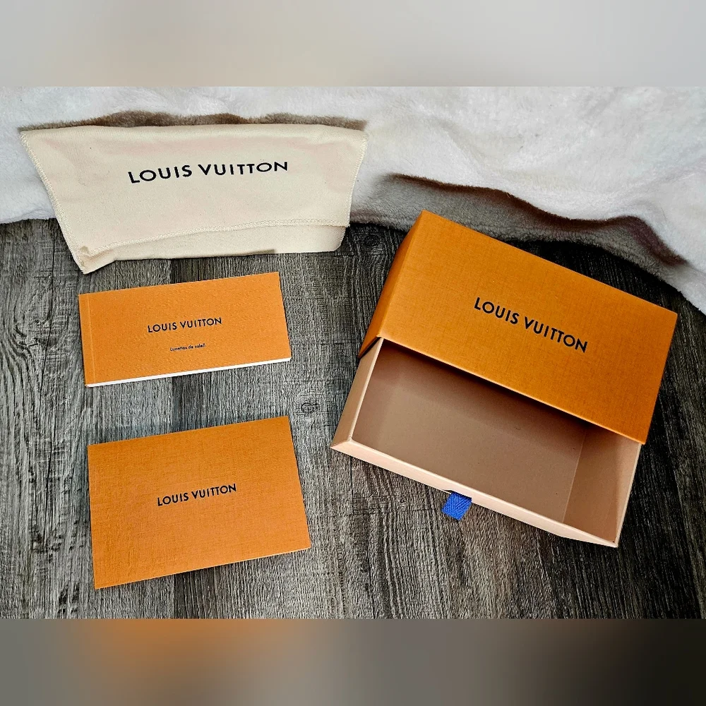 Louis Vuitton Sunglasses Packaging Gift Set Drawer Box Dust Bag Card Holder Book