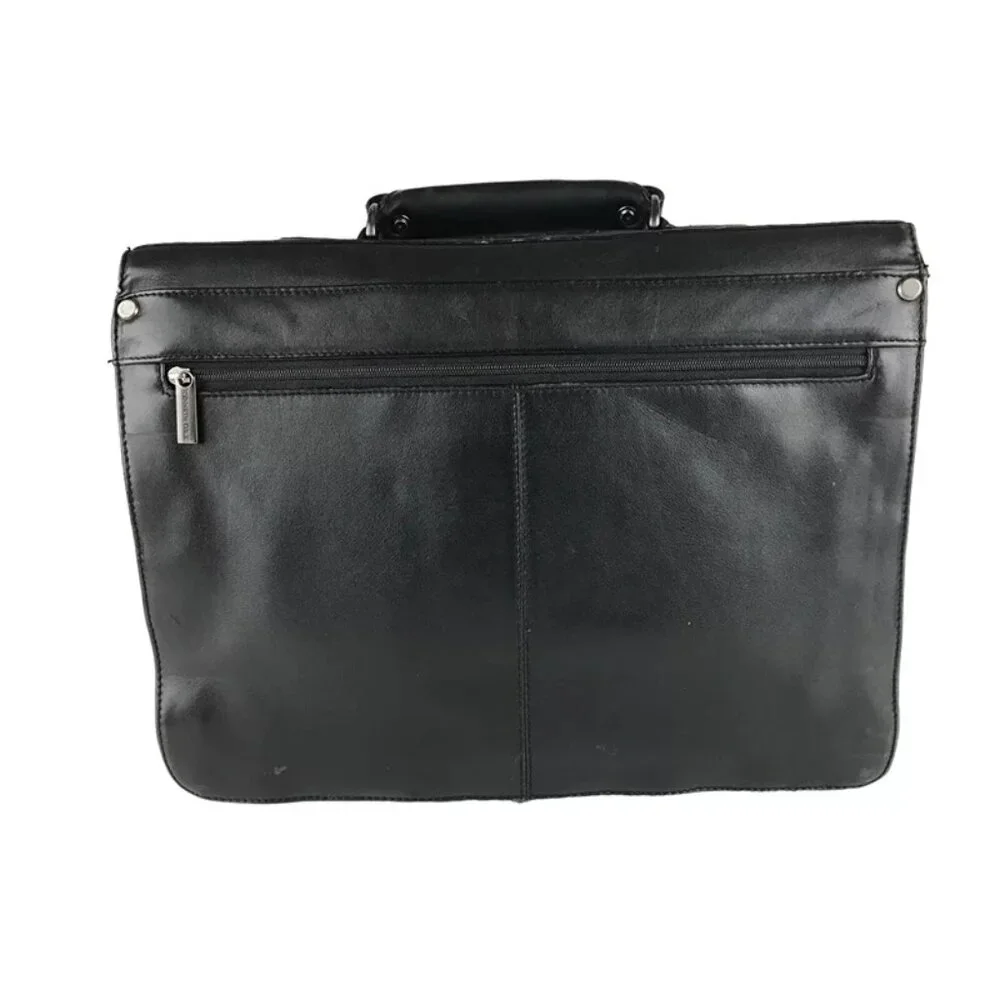 Kenneth Cole kenneth cole