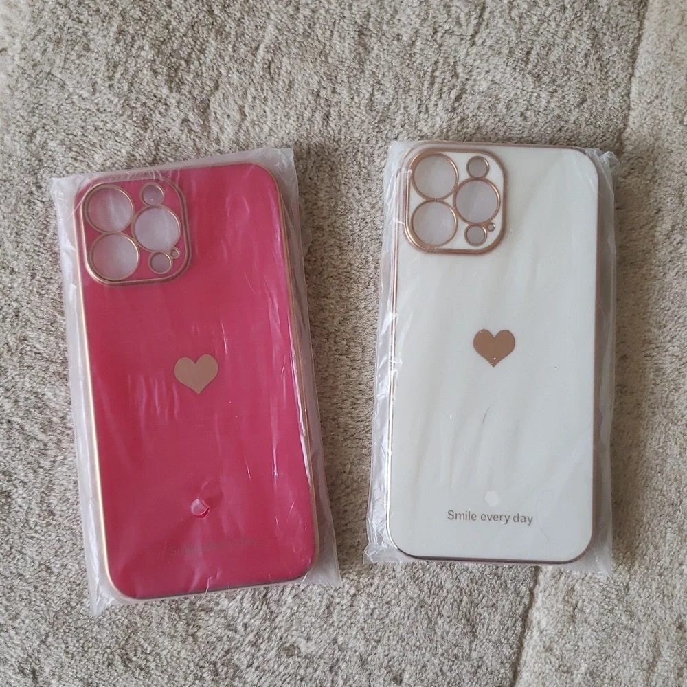 2 IPhone 13 PRO Max SMILE EVERY DAY phone cases.