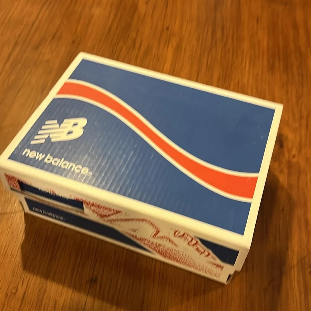 New Balance new box