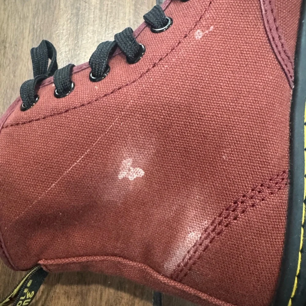 Dr. Martens stylish robust