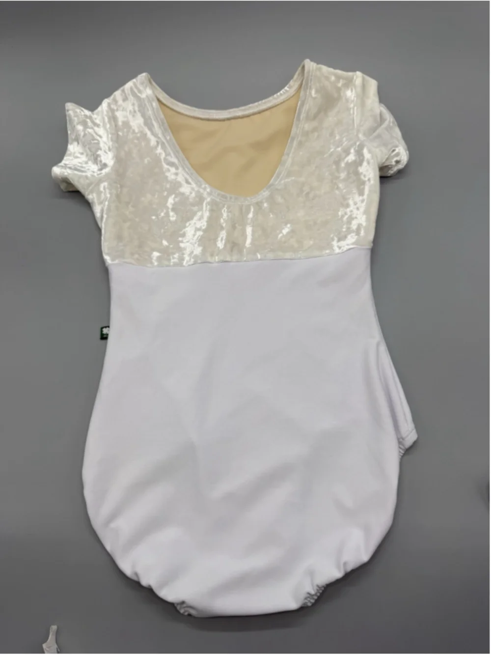 Luckyleo Dancewear please look