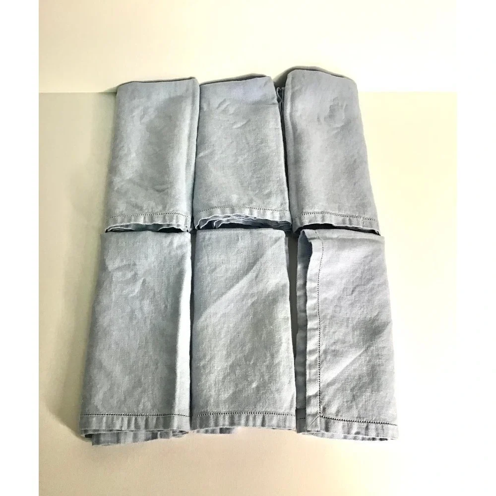Vtg Light Blue Hemstitch Linen Napkins with Glossy Black Resin Napkin Rings (6)