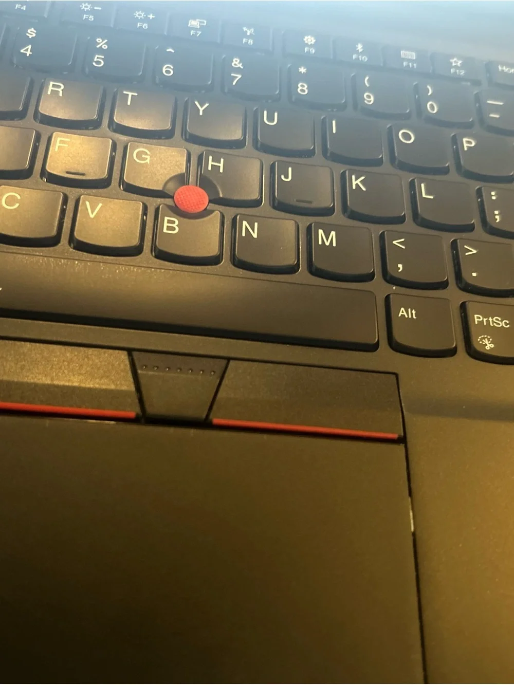Lenovo Black Laptop i5 T490 16GB 8GEN no Hhd w adapter