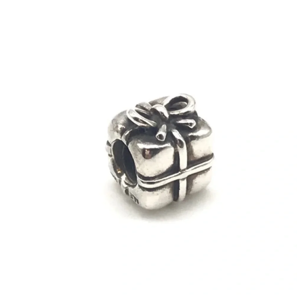 Pandora 100% authentic