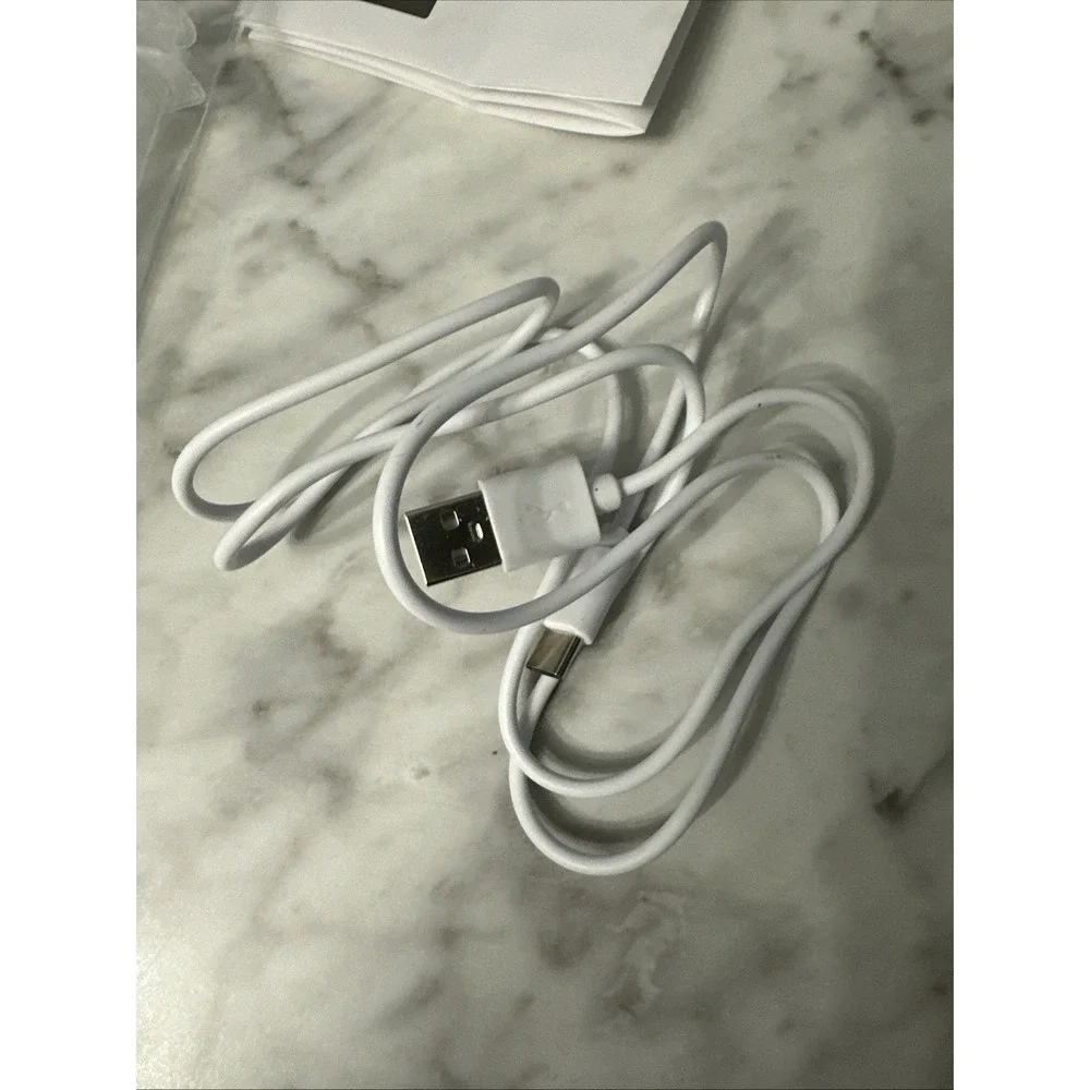 AIRVERSA lightly used