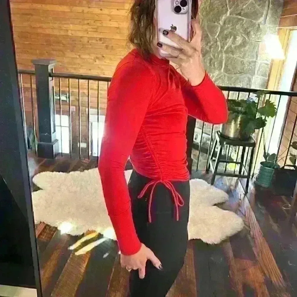 ADIKA Super Tight Red Ruched Toggle Side Long Sleeve Top Women XS